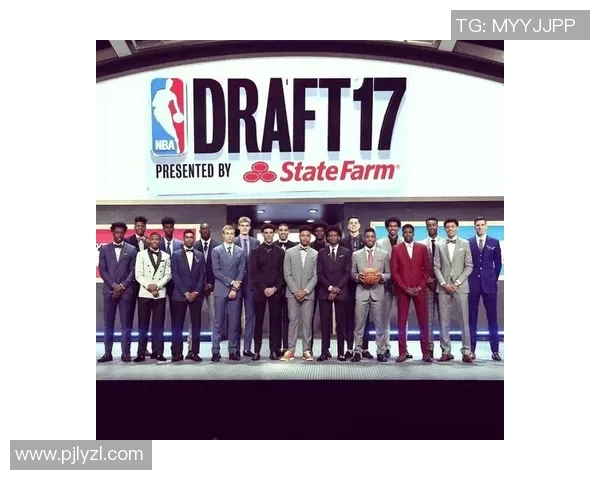 福克斯篮球明星的辉煌历程与未来发展展望